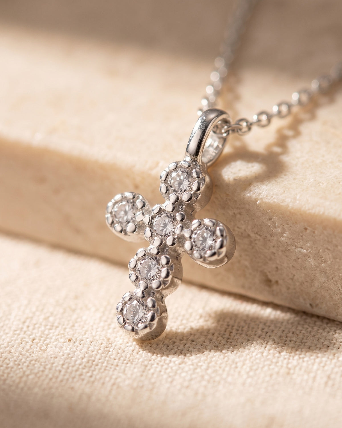 Detail of the silver Guiding Light [c:silver]