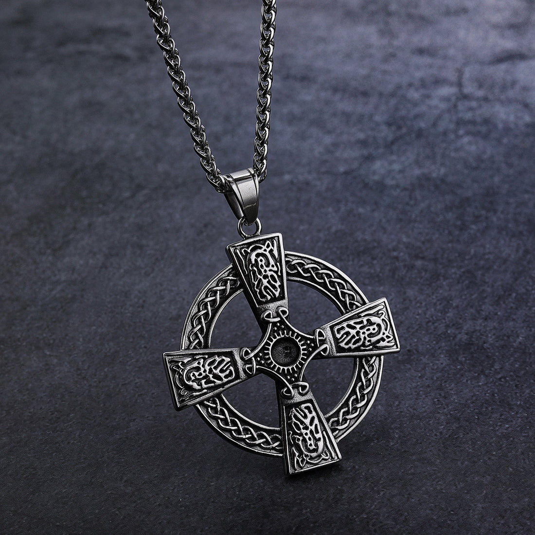The Boundless Knot
