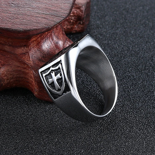 The Sanctified Ring Rings by Bennett & Cross – view 6