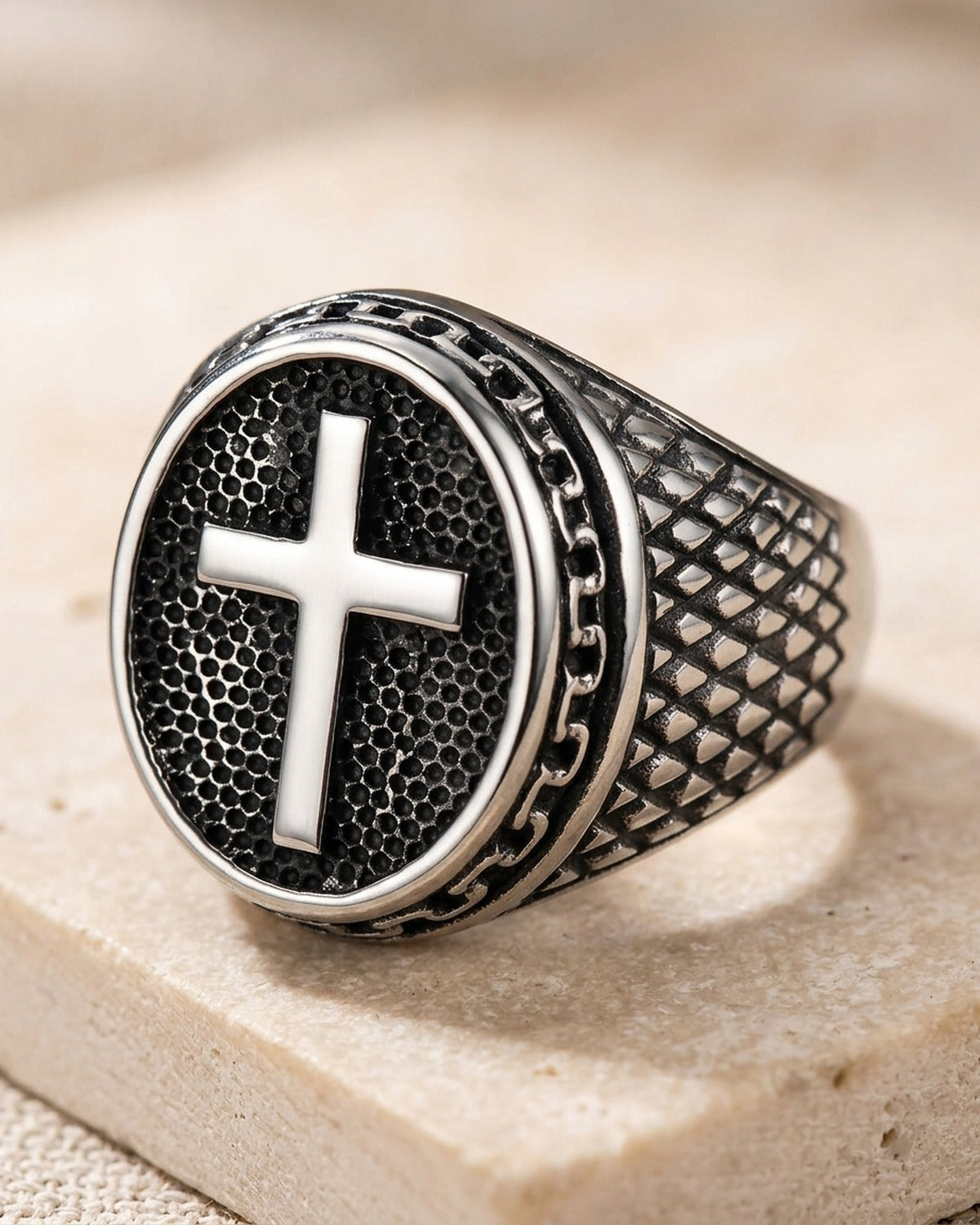 Detail of the antique silver Enduring Mark [c:antique-silver]