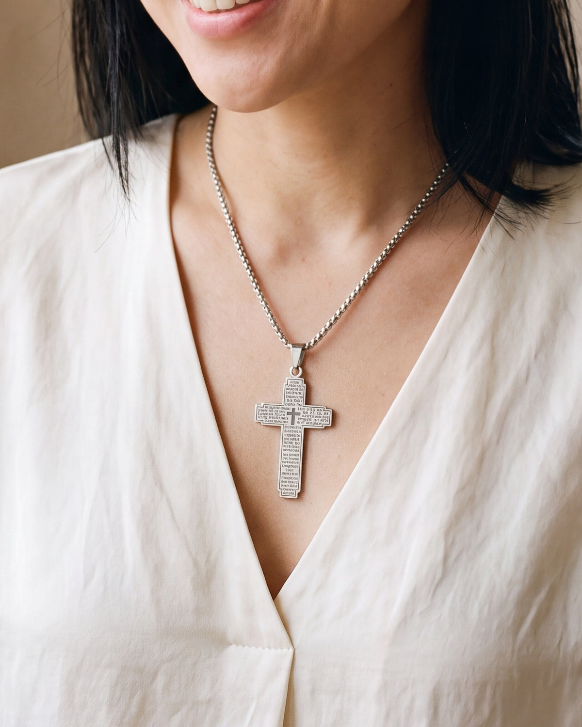The Engraved Prayer worn on the chest, close-up, true to size [c:silver]