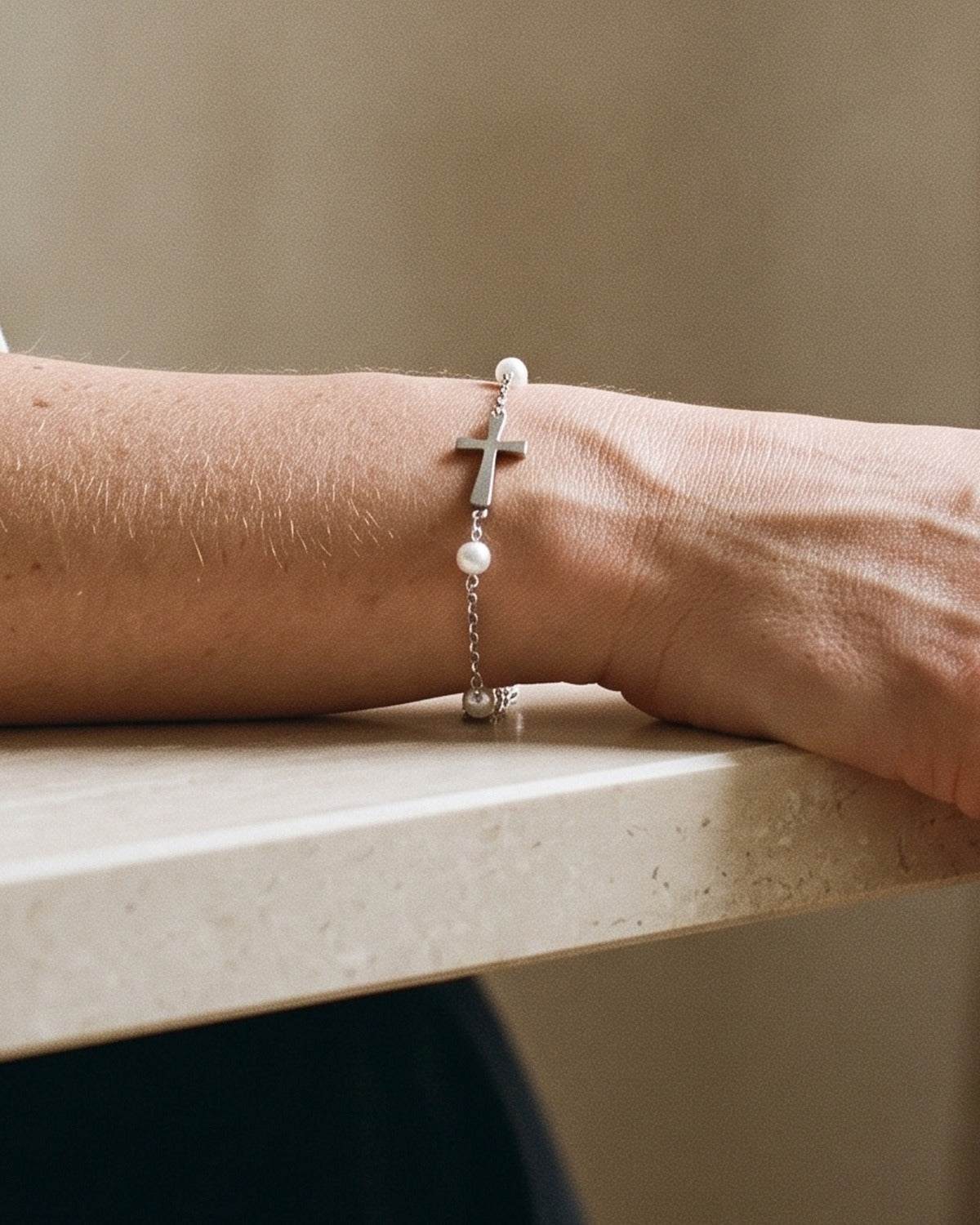 The silver Serene Strand worn, close-up, true to size [c:silver-chain-pearl-strand]