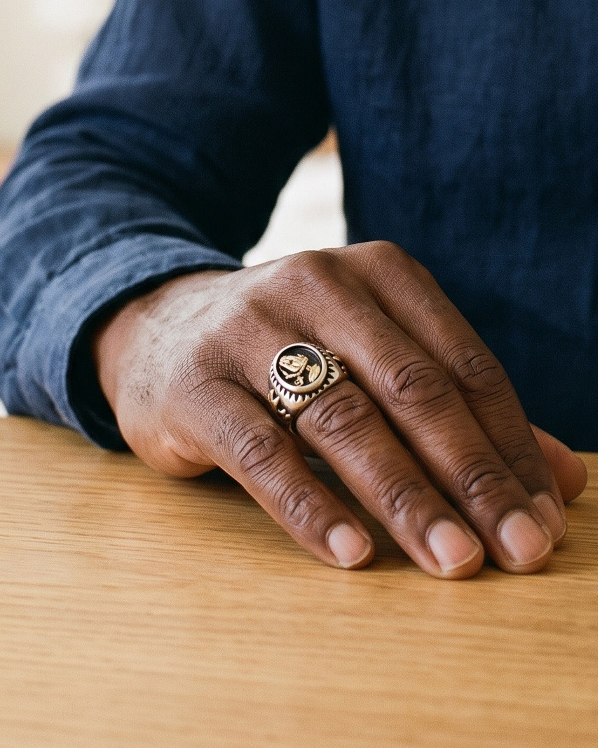 The two-tone Steadfast Prayer worn, second close-up, true to size [c:two-tone]