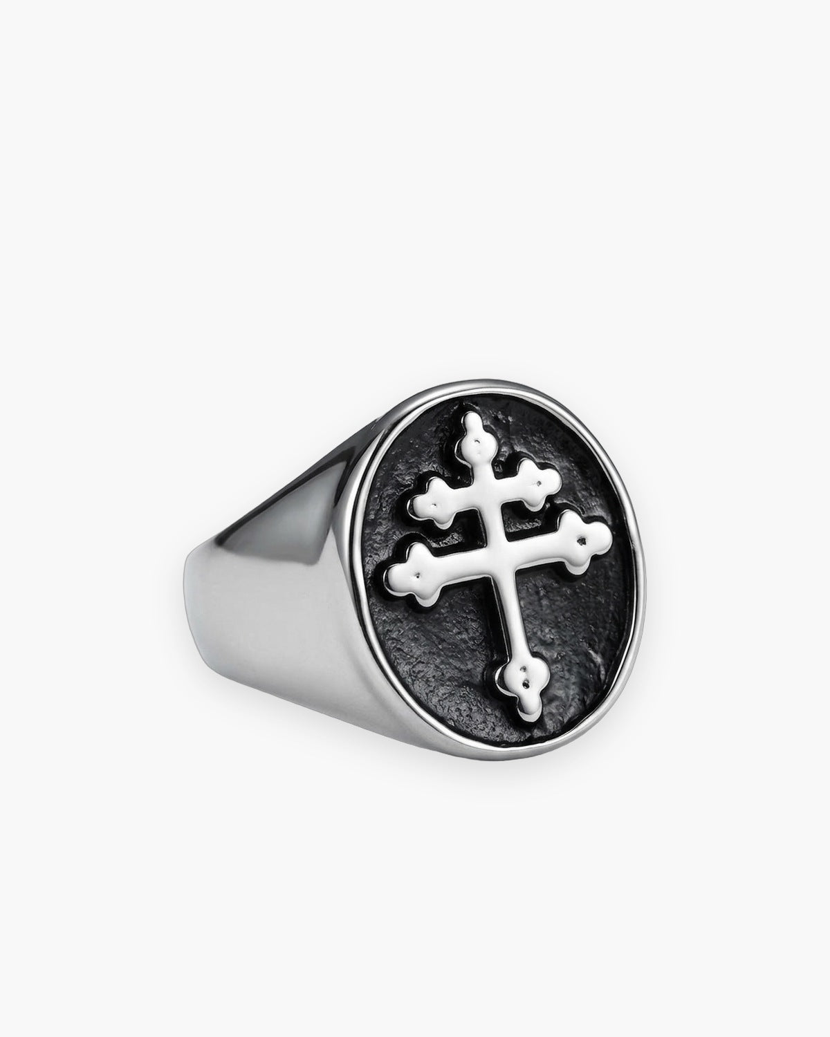 The Steadfast Signet in silver, front view