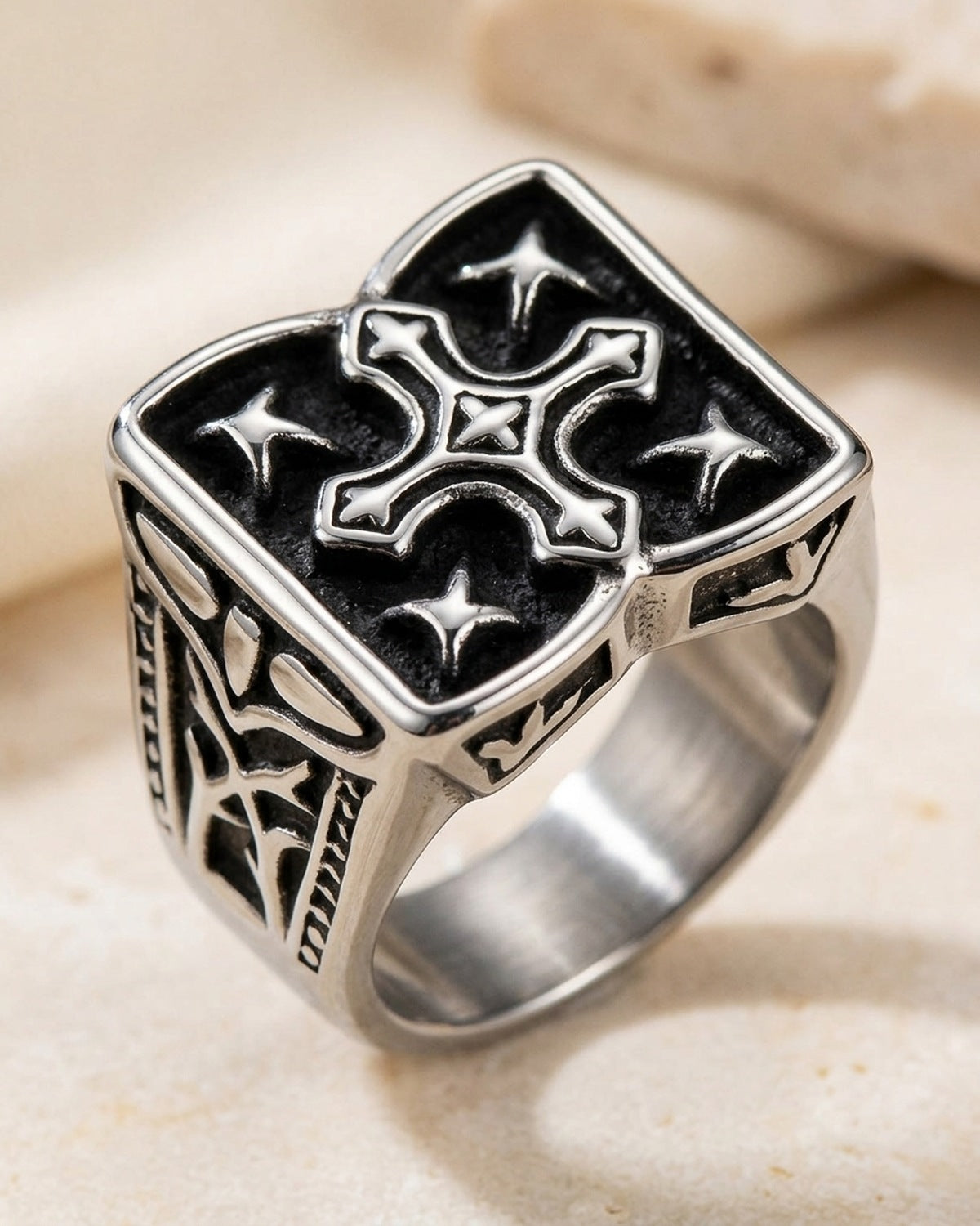 The Templar Signet, close-up detail